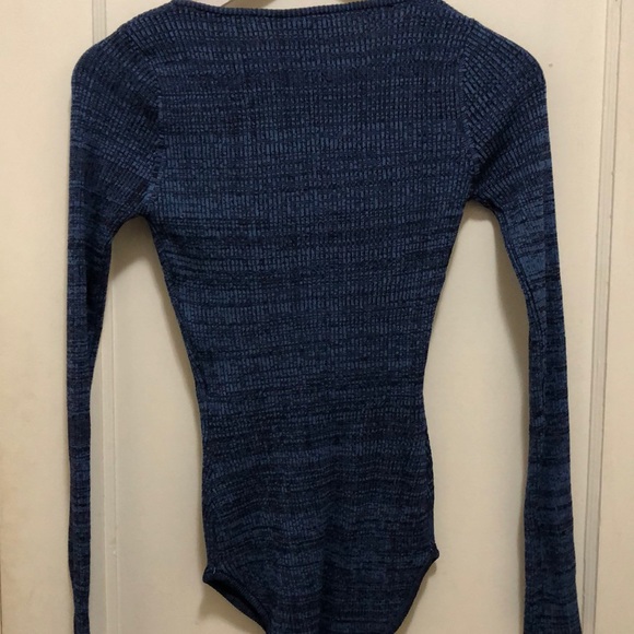 Women’s blue long sleeve shirt - Picture 3 of 3